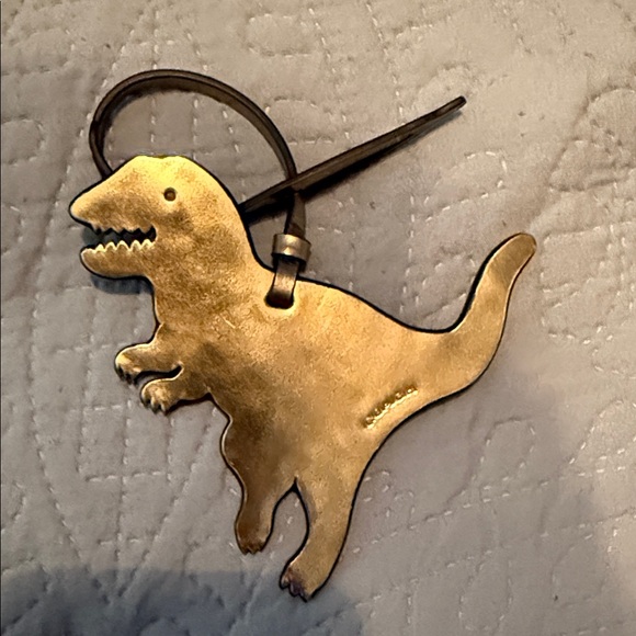 Dinosaur Key Rack Coach | Accessories | Coach Metallic Dinosaur Key Holder | Poshmark
